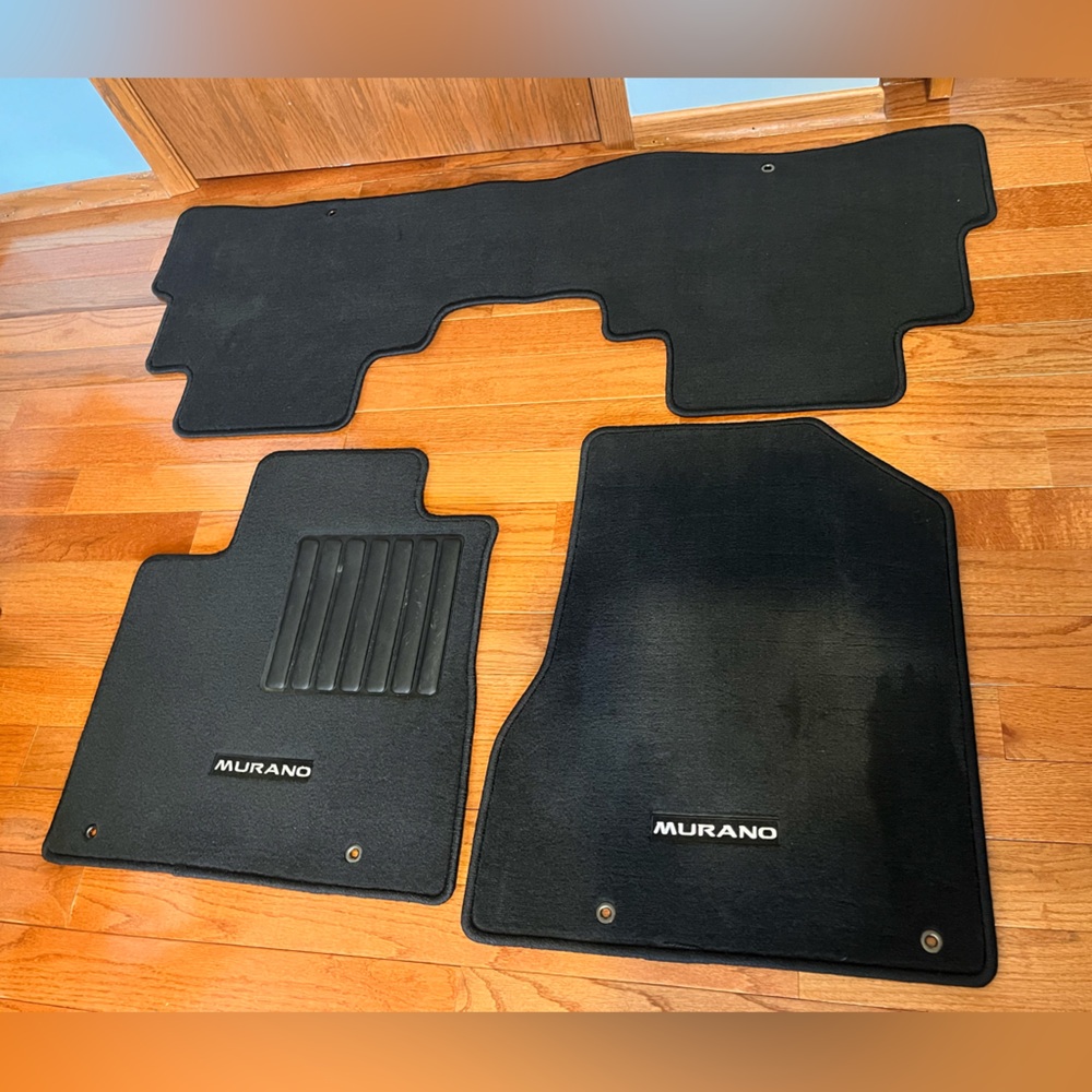 2019-2024 Nissan Murano Black Carpeted Floor Mats
